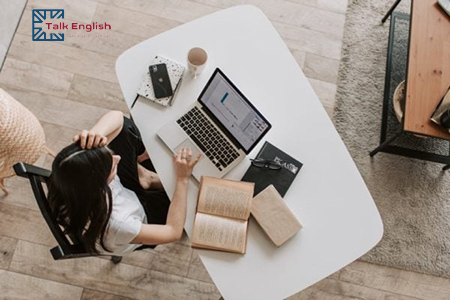 Hướng Dẫn Toàn Diện Về Cụm Động Từ (Phrasal Verbs) Trong Tiếng Anh